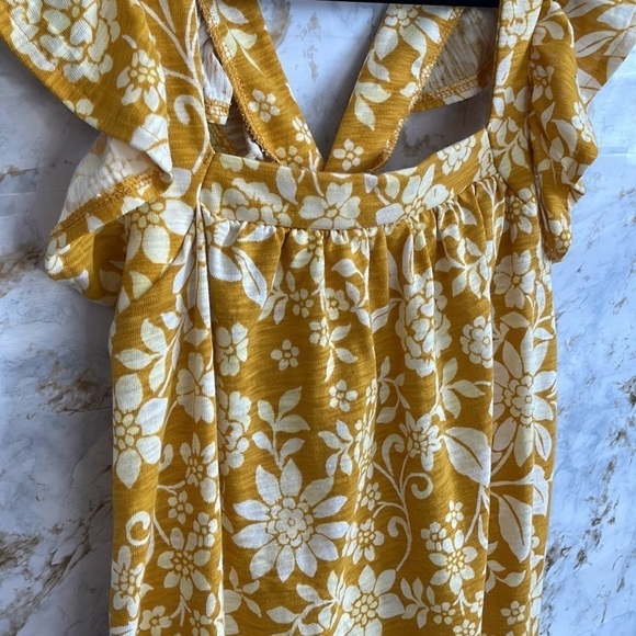 LC Lauren Conrad Floral Ruffled Sleeve Top l SIZE S - Picture 7 of 10